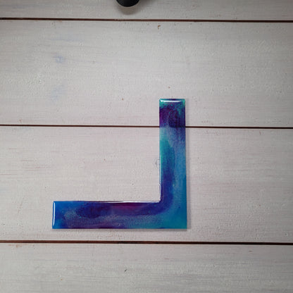 Ecklineal aus Epoxidharz - Galaxie